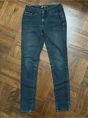 Women's Black Levi's Legging/Skinny Jeans